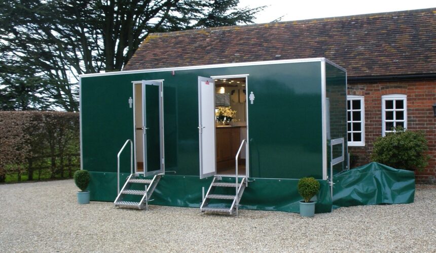 Luxury toilets for hire