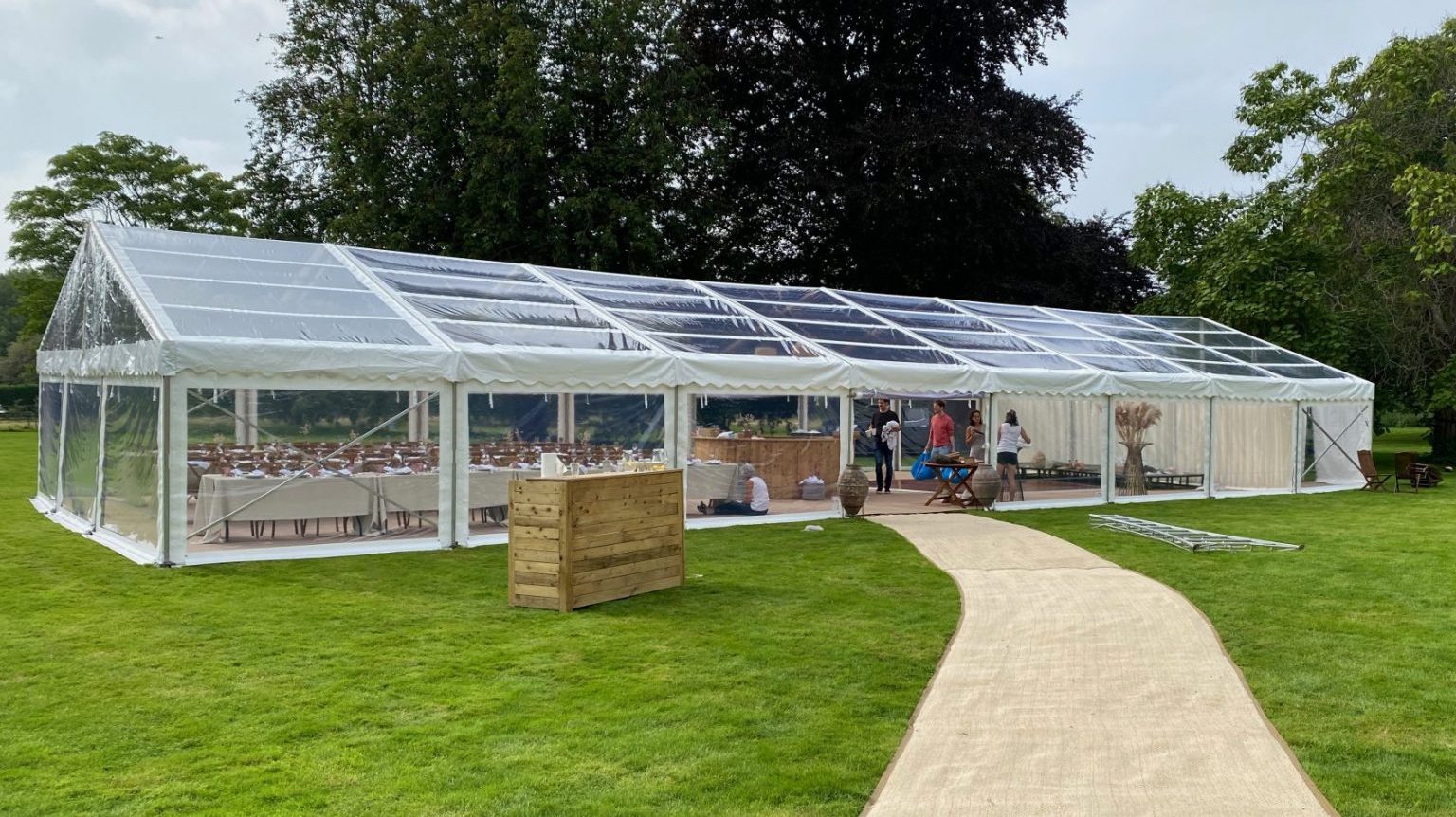 clearspan marquee hire surrey, clearspan marquees surrey